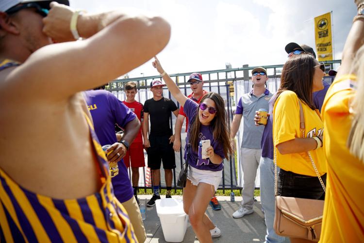 CWS general admission line begins forming 13 hours before first pitch