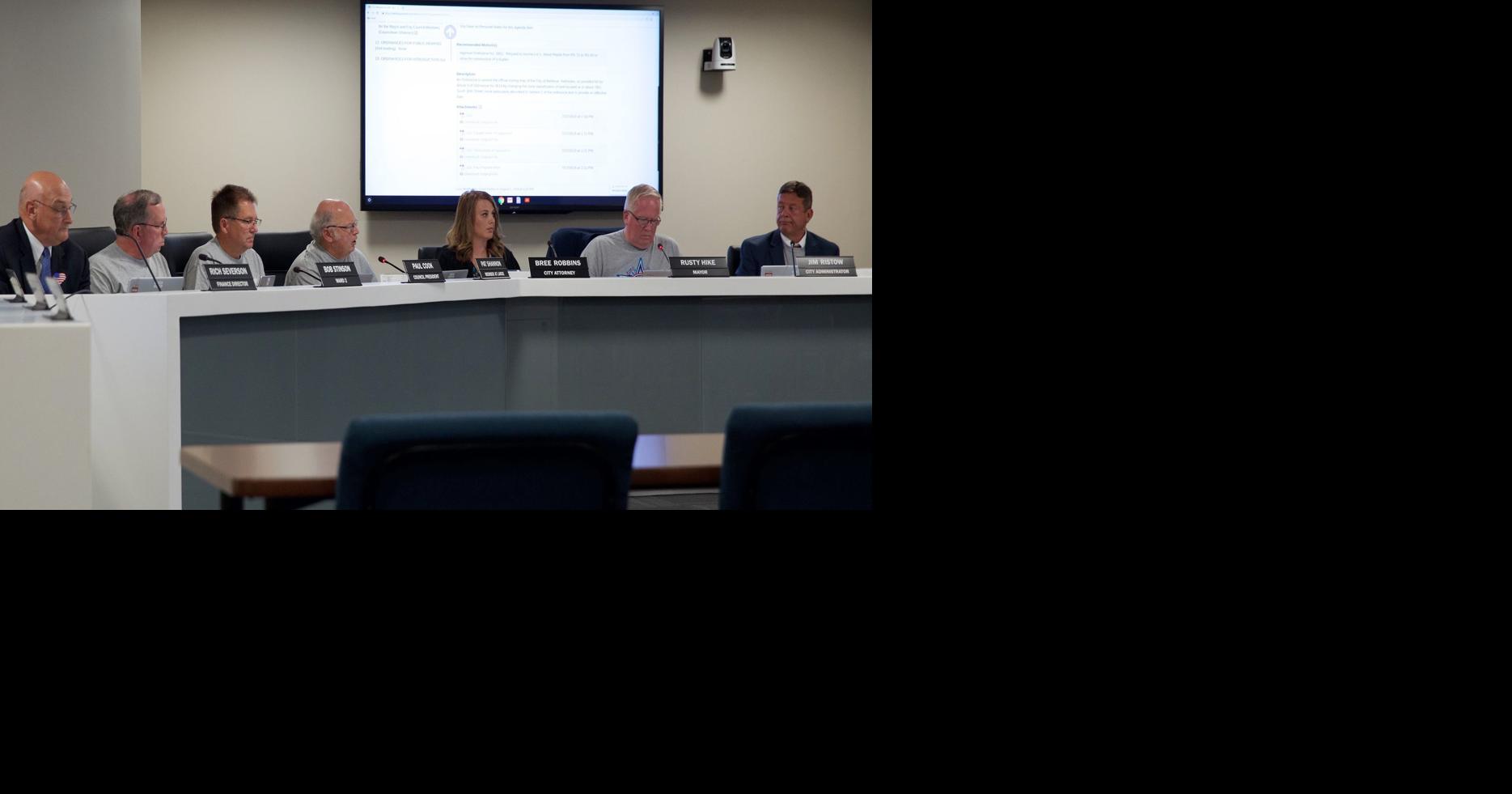 'It was not discussed': 11th-hour change gives annual raise to Bellevue  council, mayor on top of $6K bump