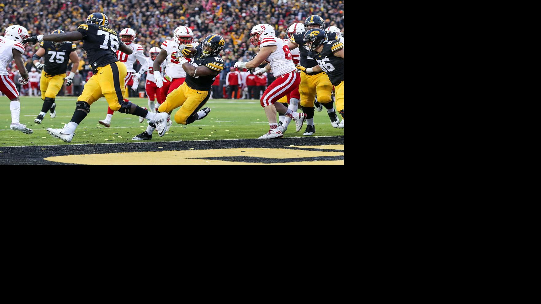 Chatelain Black Friday Loss To Iowa Leaves Stain On Huskers