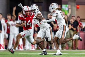 091226-owh-spo-nebraskavsbgsu-cm-62