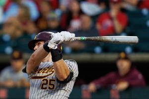 052926-owh-spo-ncaabase-nf-04