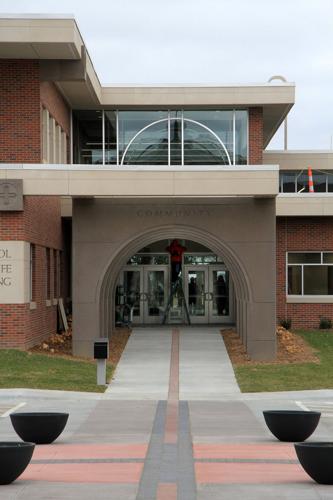 Gateway to new building