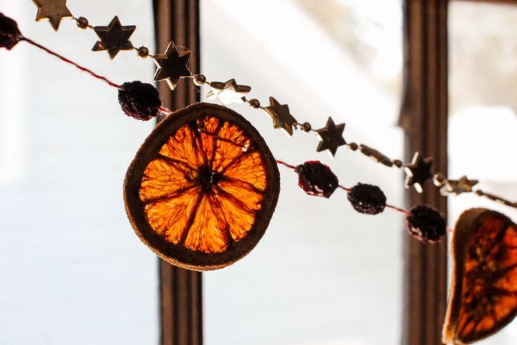 Festive DIY orange garland will brighten your home this holiday season