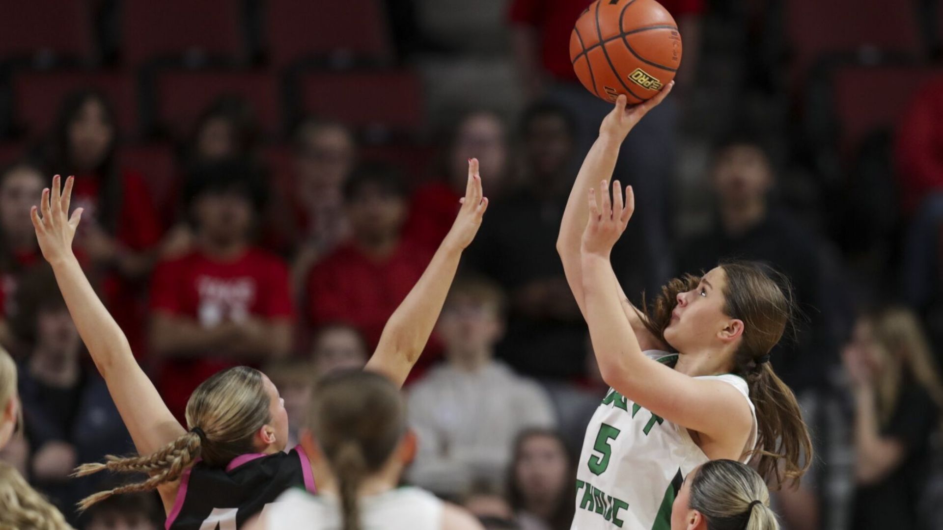 Class B: Molly Ladwig Scores 20 In First Half In Omaha Skutt's 1st ...