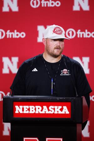 081126-owh-spo-huskerfb-nf-59