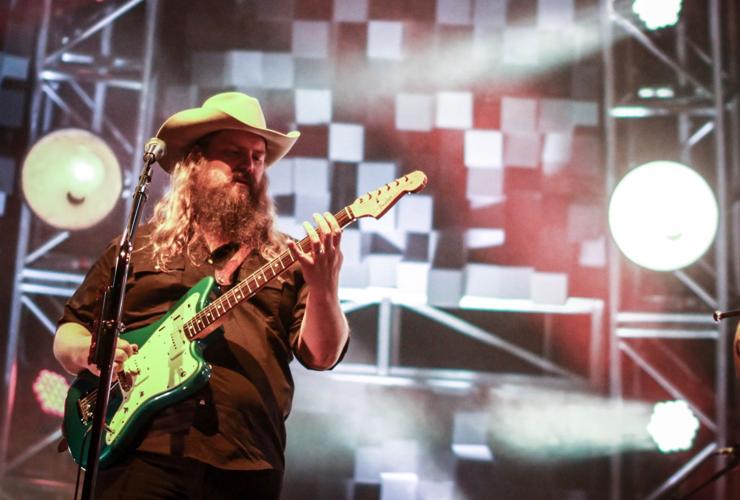 Review Chris Stapleton closes out tour with some set list surprises in Omaha