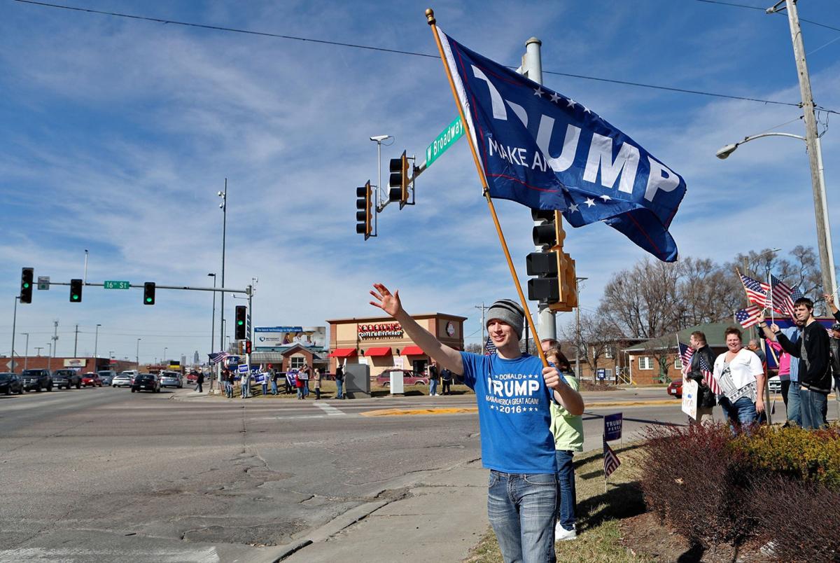 75 Join Pro Trump Rally In The Bluffs Similar Gatherings Held Across Nebraska U S State And Regional News Omaha Com