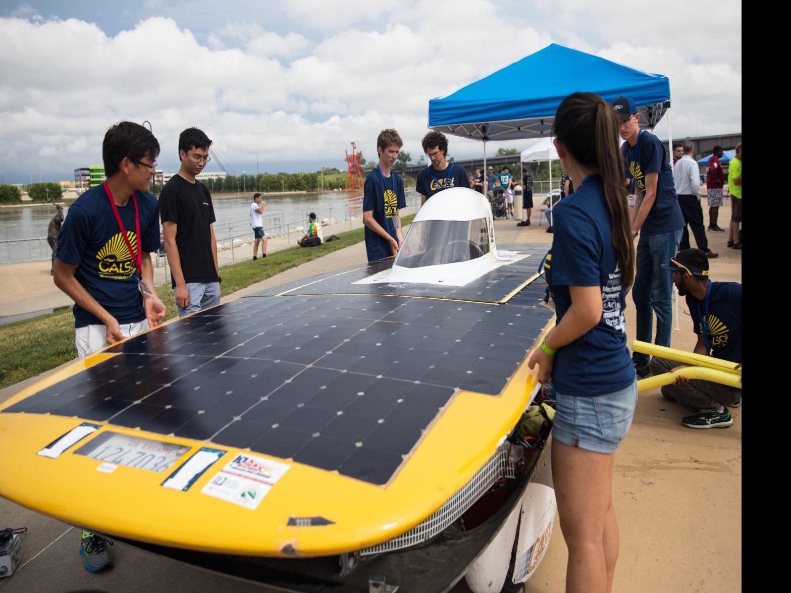 A Modern Oregon Trail 14 Solar Cars Start 1 700 Mile Trek In Omaha Local News Omaha Com