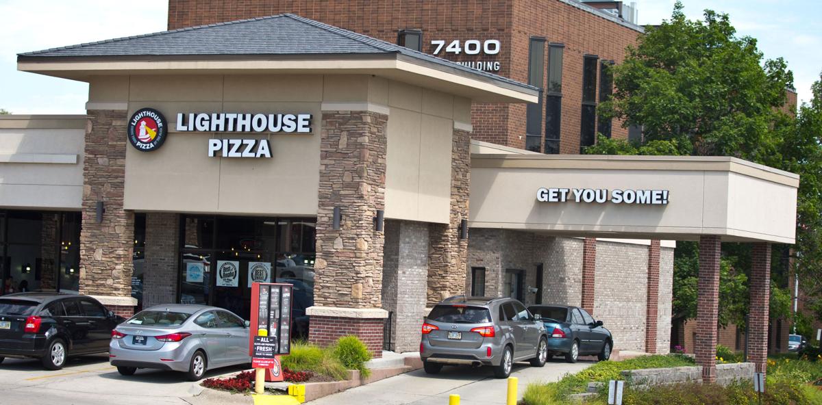 Review Food Network best pizza list drew us to Lighthouse, but their