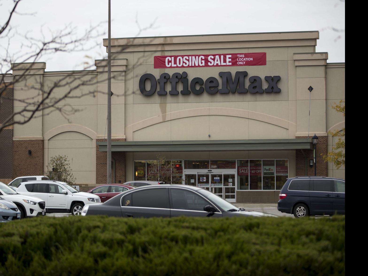 Officemax At Shadow Lake Towne Center To Close Money Omaha Com