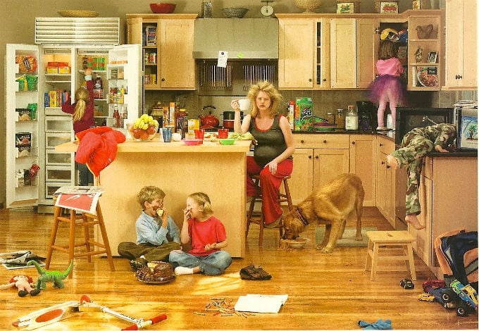 Mom Is Forgetful Messy And Always In Leggings But Wouldn T Trade Motherhood For Anything