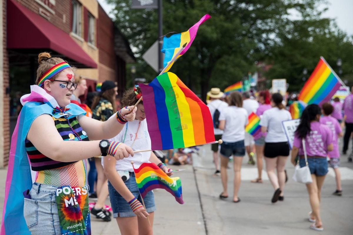 5,000 color the streets of downtown Council Bluffs in celebration of