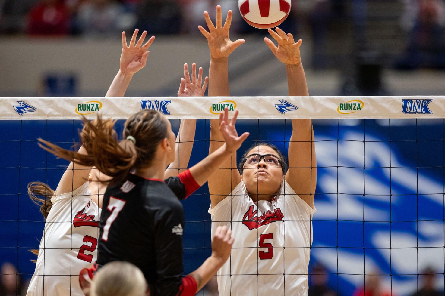 Justine WongOrantes helps Team USA get first women's volleyball win at