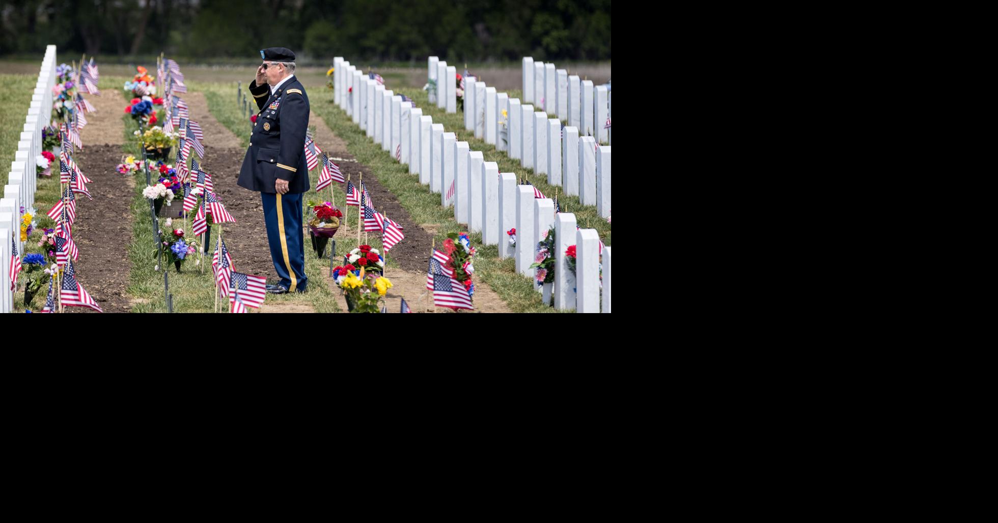 Hundreds turn out for Omaha National Cemetery’s first Memorial Day service