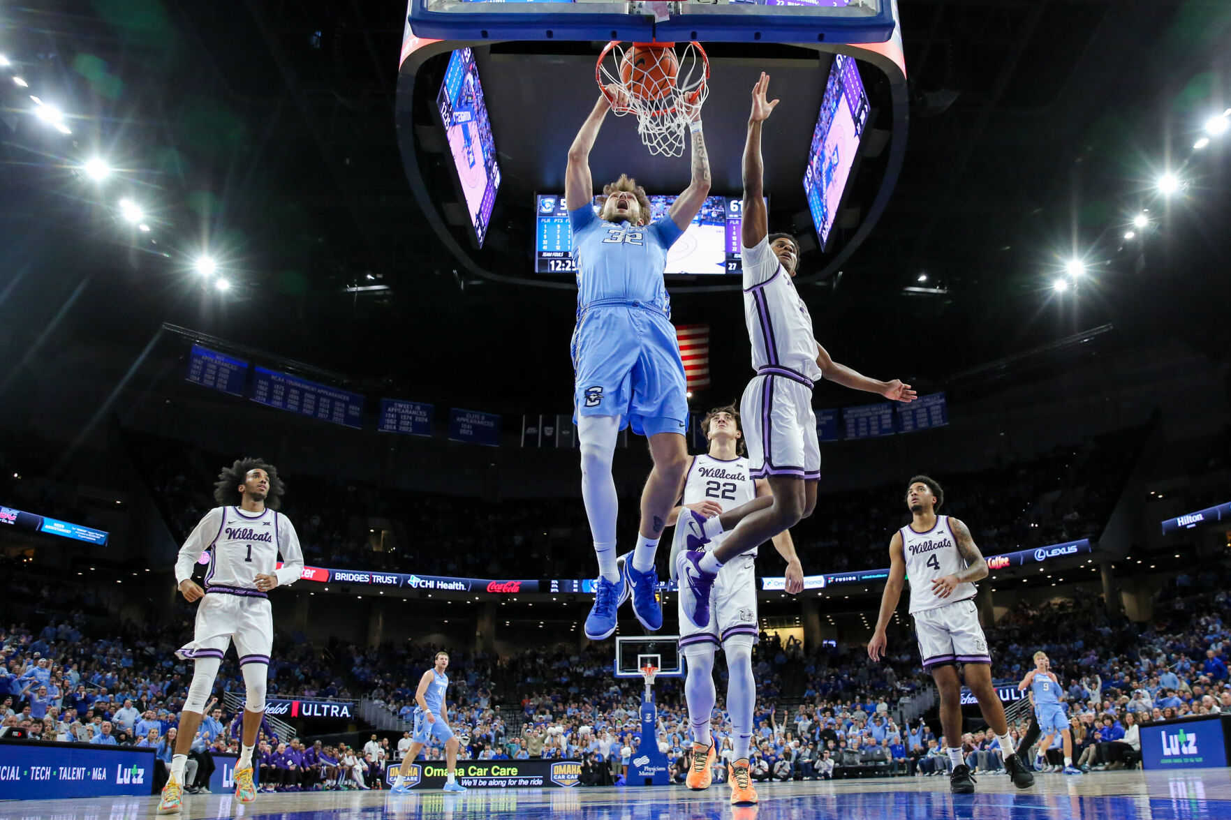 La Vista crash kills one at 72nd and Harrison Streets