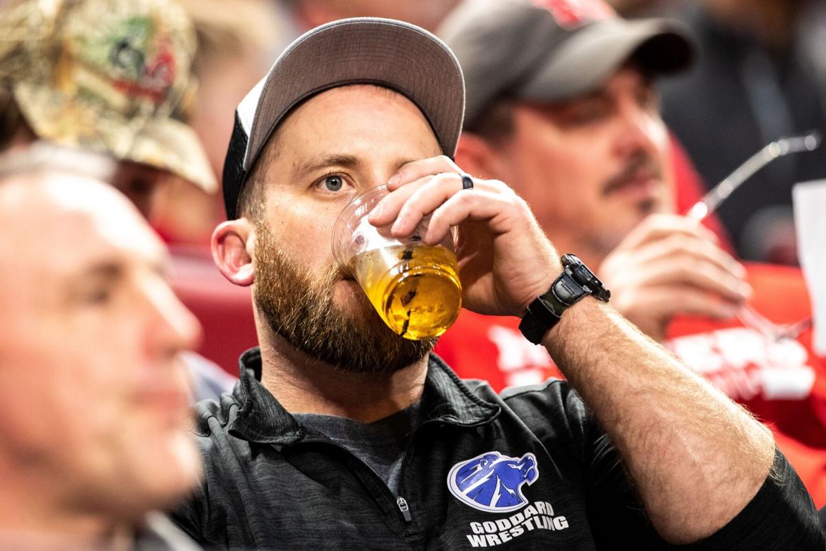 MLB Beer Vendors Are The Pinnacle Of Athleticism