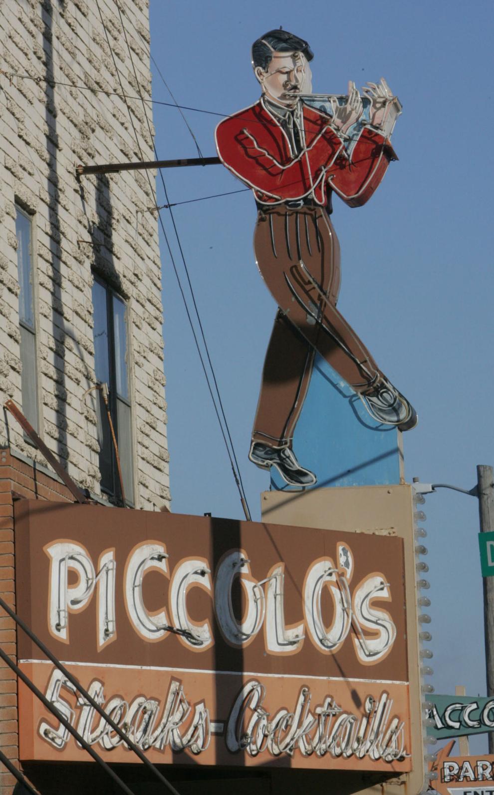 Stu Pospisil Knives out for a look back at Omaha's steak house history