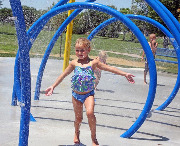 Eagle Ridge Park splash pad makes debut