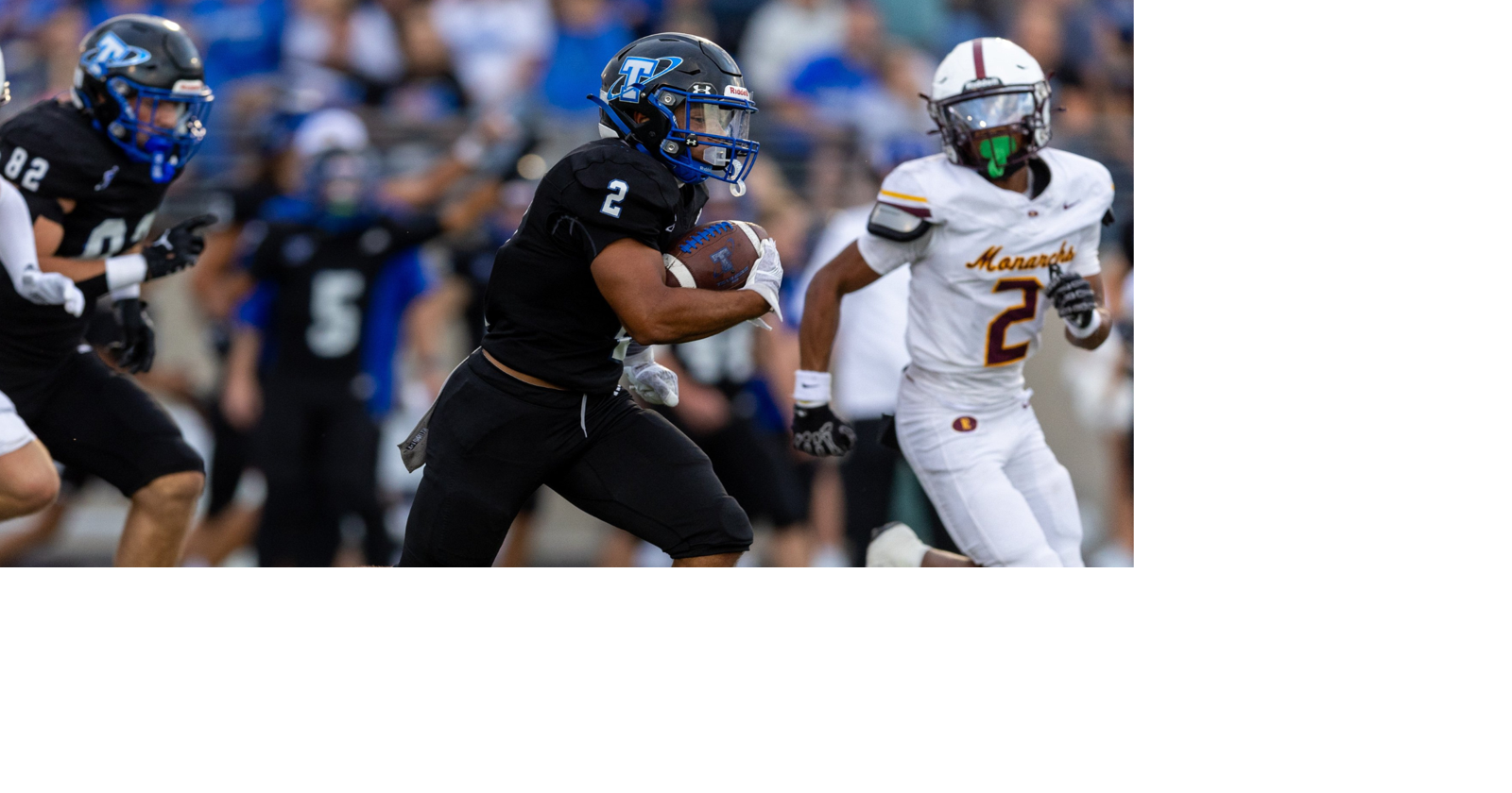 Papio South football opens season with win over rival Papillion-La Vista