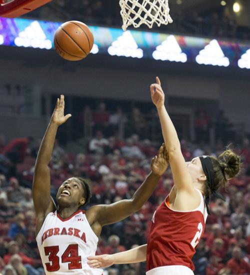 Women S Basketball Siu Edwardsville At Nebraska Blogs Omaha Com