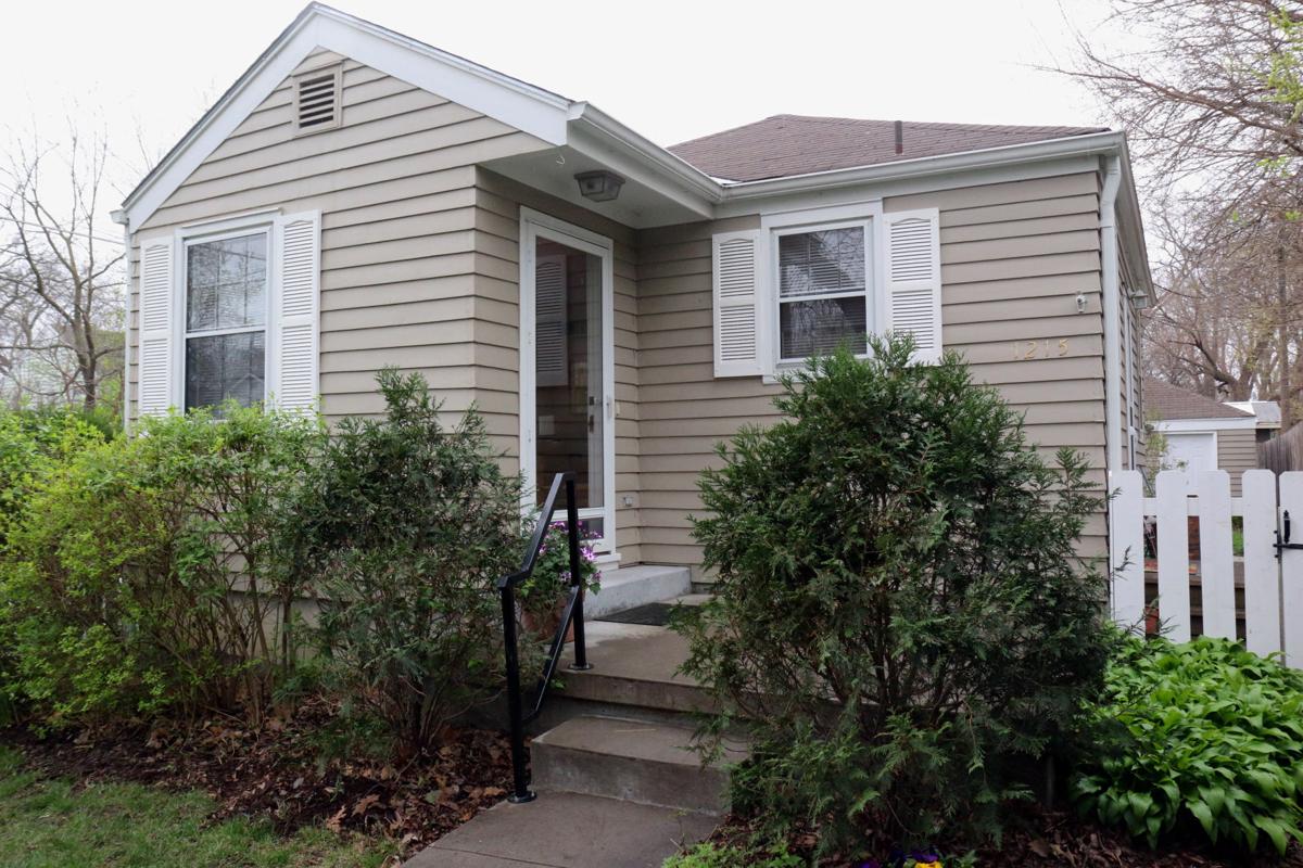 With their getaway bungalow in Manhattan, Kansas, Omaha couple were