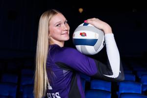 120125-owh-spo-hsvolleyball-capt-03.JPG