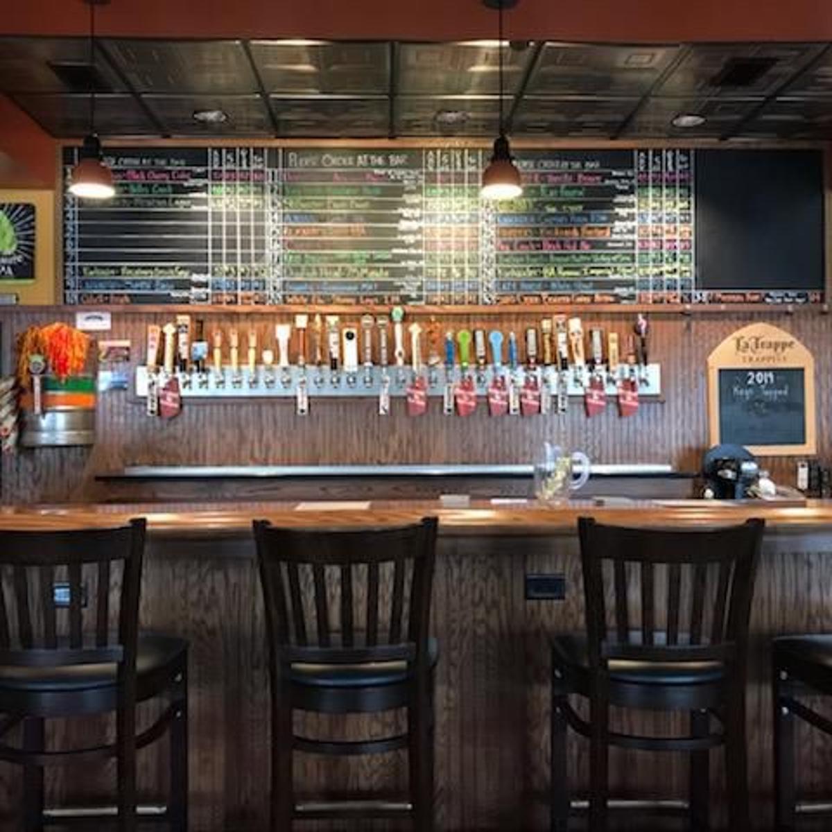 Nightlife Review Countryside Village S Casual Pint Is Serious