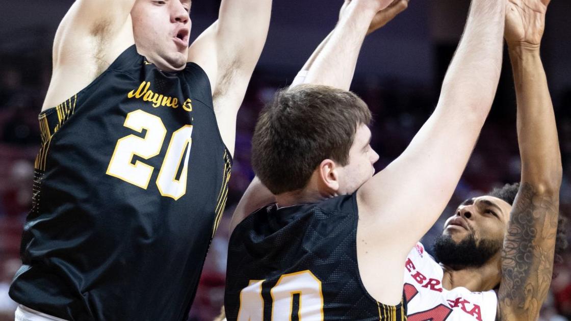 Wayne State Basketball Defeats St Cloud State Advances Northern
