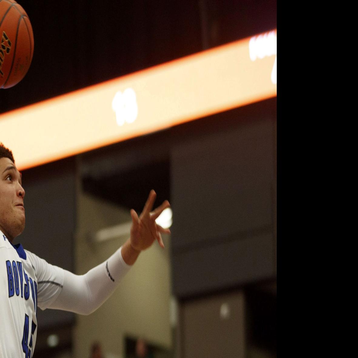 Pospisil Boys Town Star Teddy Allen S Peaks Overshadowed Valleys Ne Prep Zone Omaha Com