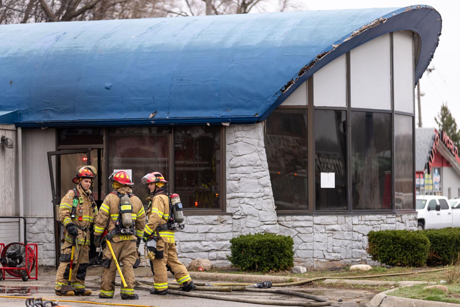Photos: Omaha firefighters respond to fire in abandoned building near ...