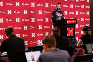 081126-owh-spo-huskerfb-nf-65