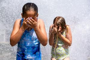 060326-owh-new-hydrants-jc-4.JPG