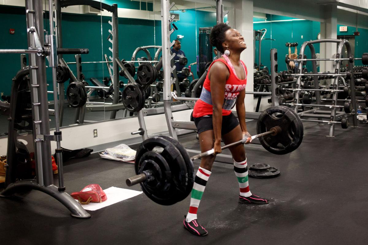 Omaha powerlifter inspires Girls Inc. kids as she sets sights on world