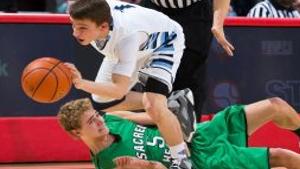 Class D 2 Panthers Lock Down Irish Cruise Into Final Ne Prep