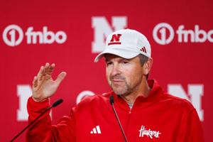 082526-owh-spo-huskerfb-nf-04.JPG