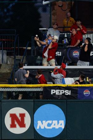 052926-owh-spo-ncaabase-nf-10