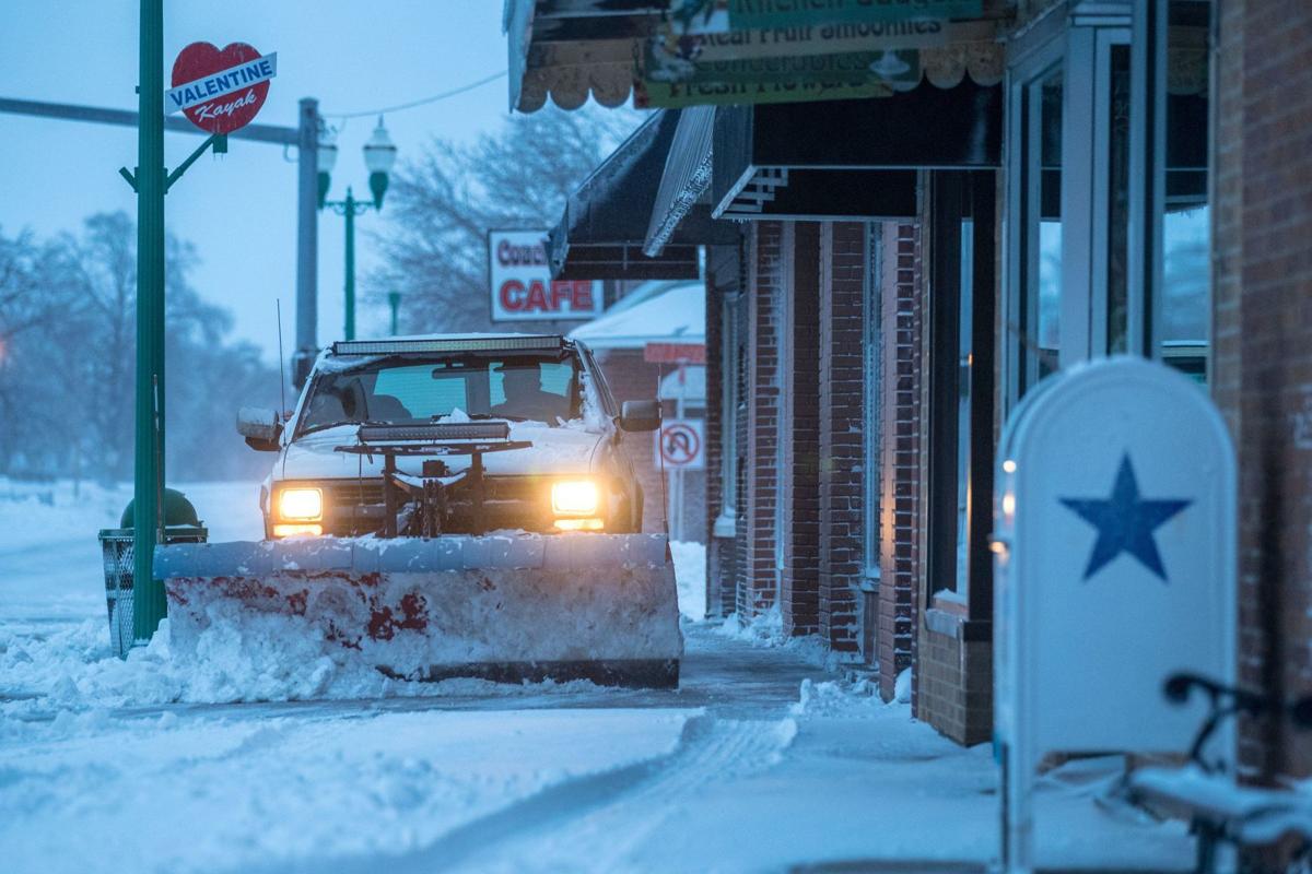 Blizzard shuts down Interstates in western Nebraska; hail, strong winds