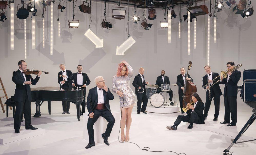 Pink_Martini_0758v3_Print-1000x673.jpg