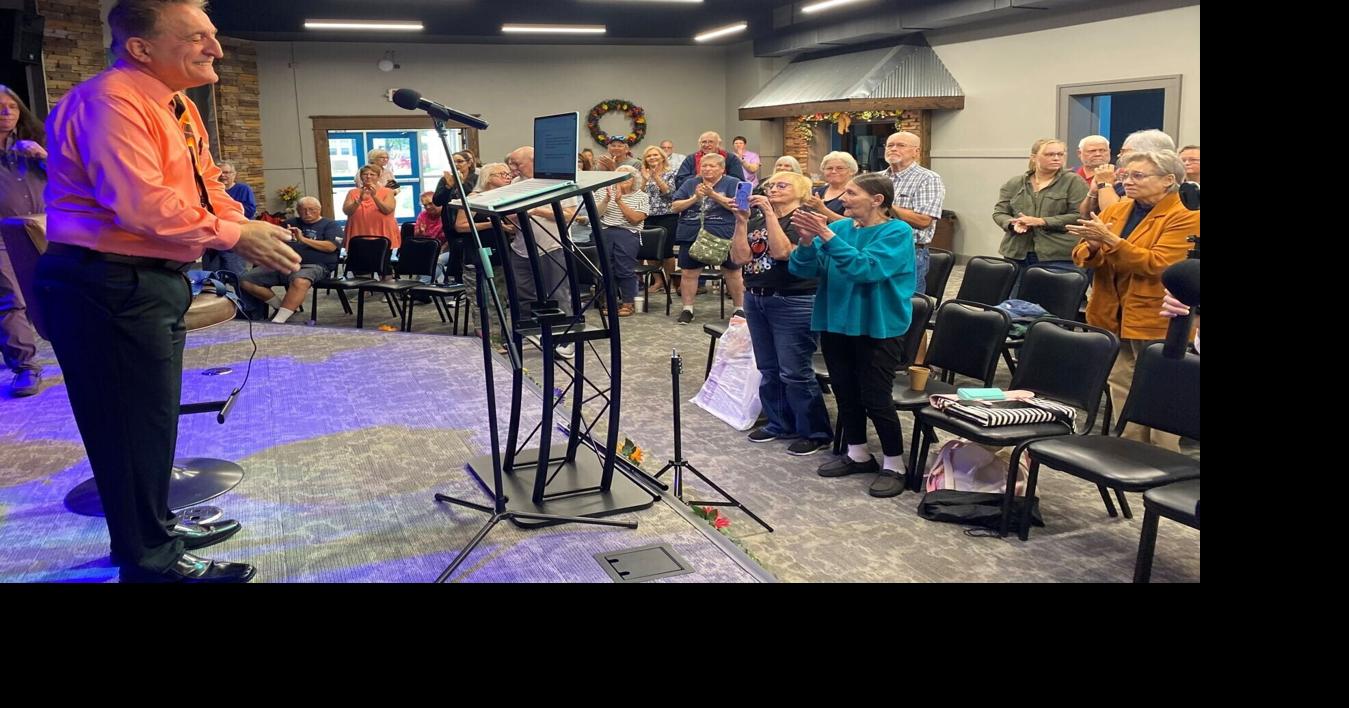 60 people — many who survived cancer — gather to support Grand Island oncologist