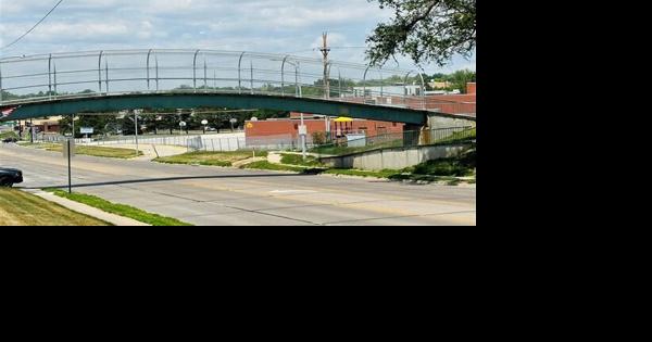 City of Bellevue demolishing Galvin Road pedestrian bridge - Vimarsana News