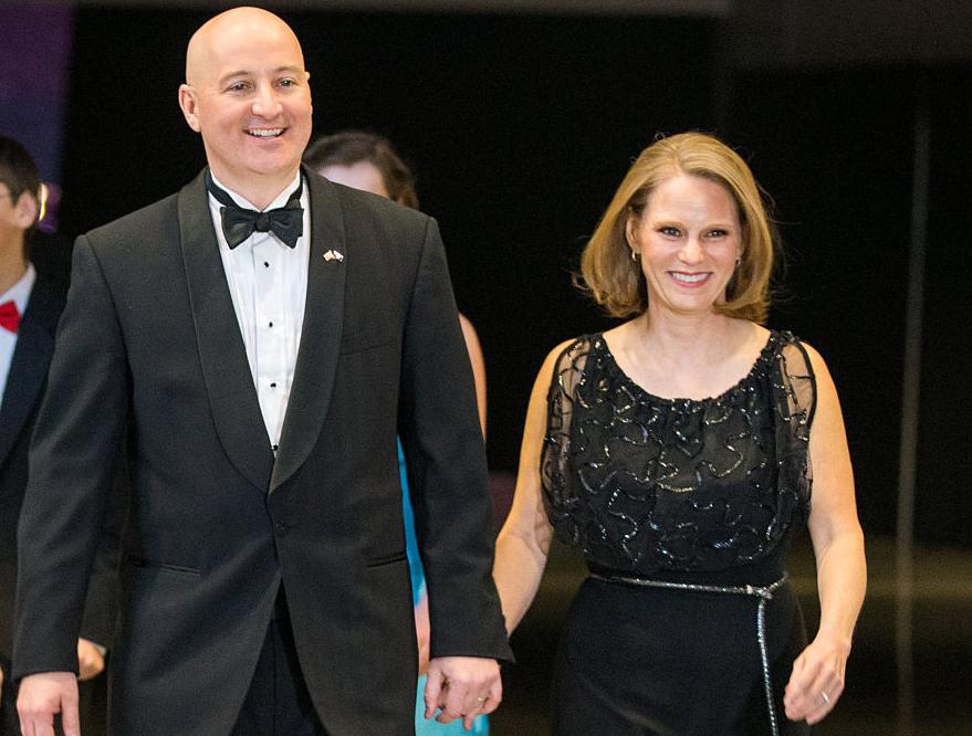 Pete Ricketts, Susanne Shore