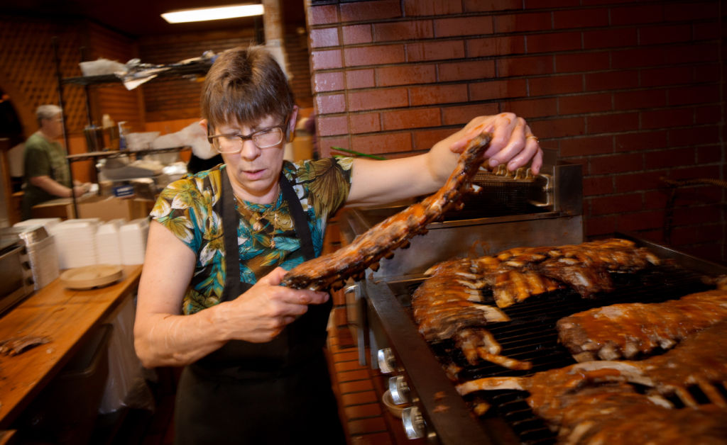 Hansen Memories of the Smoke Pit — closing after more than 50 years