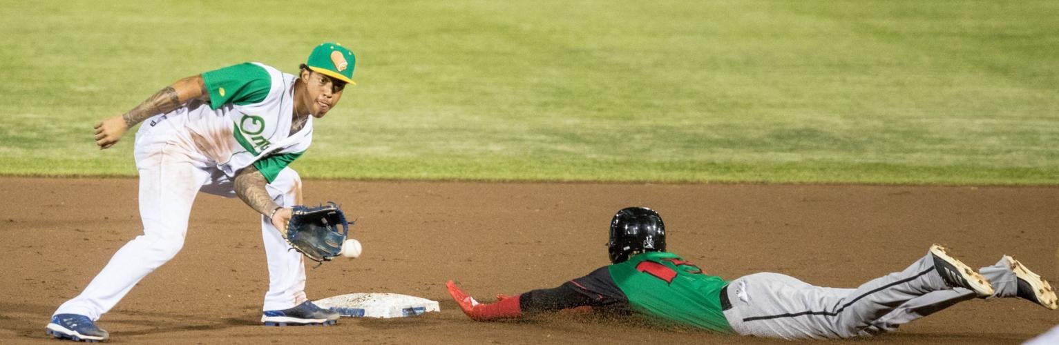 Hold the Cheeseburgers: Runzas reign at Werner Park as Omaha wins