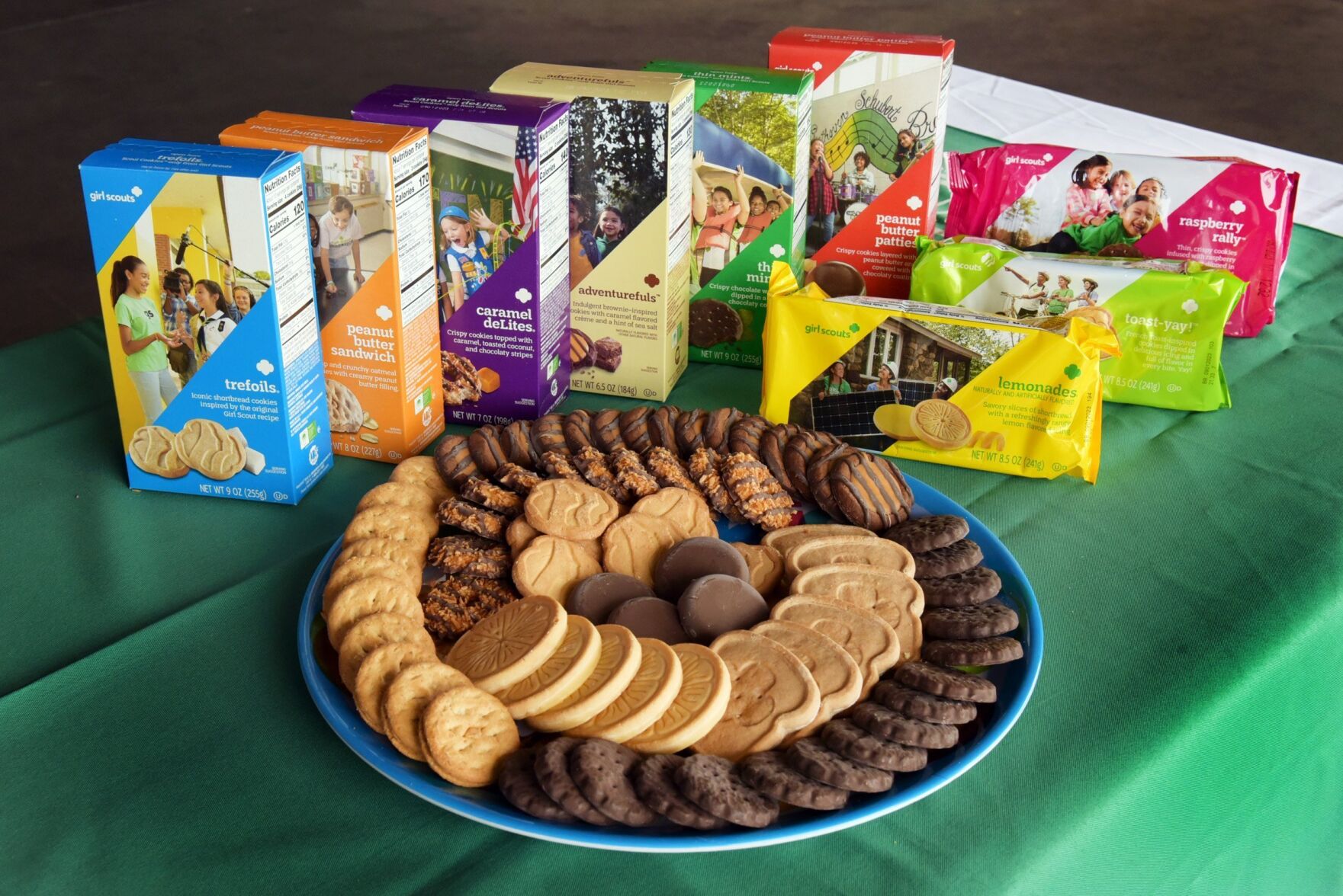 Break out your wallets, Girl Scout cookie season begins this week -- and theres a new flavor