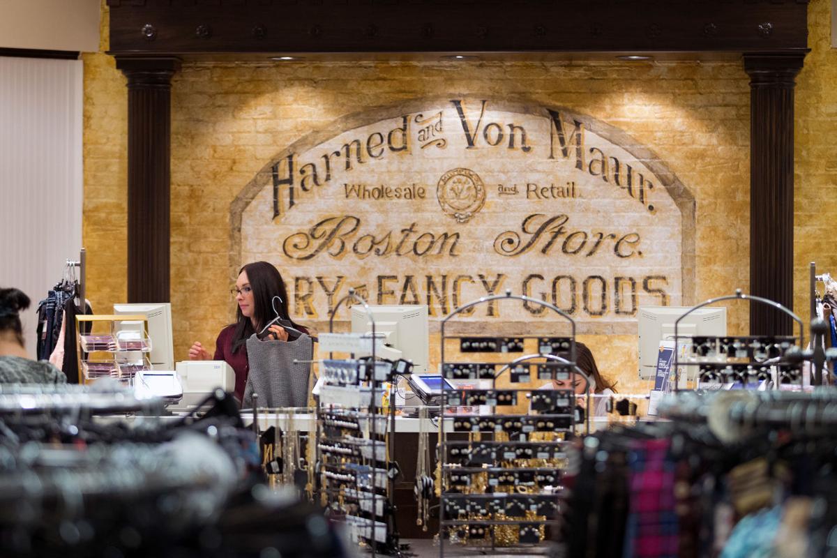 Von Maur at Westroads has a new feel – and it&#39;s ready to show off | Money | www.waterandnature.org