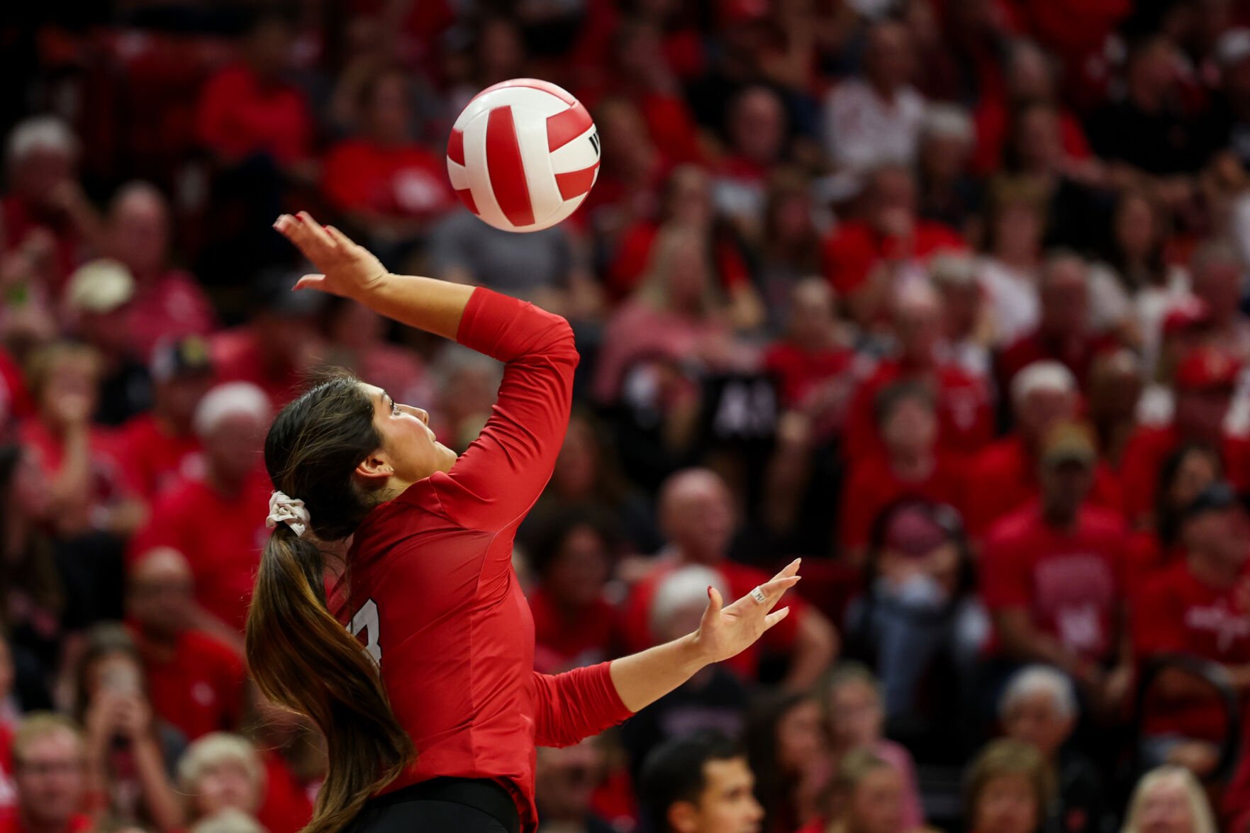 Nebraska Volleyball Hosts Illinois As Reilly Sisters Reunite Again On ...