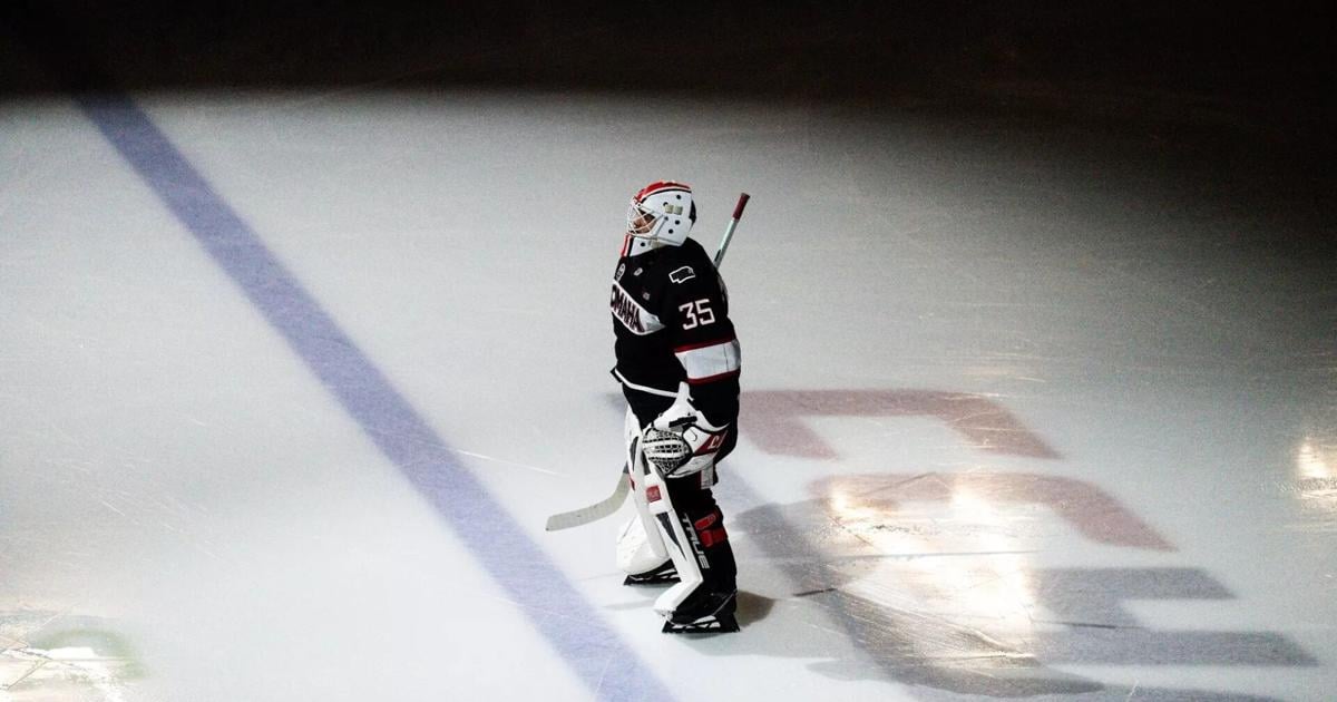 Omaha hockey lets two chances slip away against No. 15 Augustana