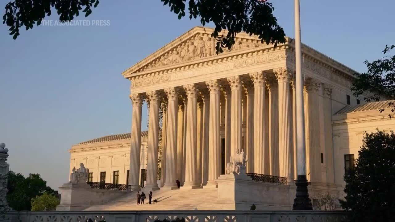 Supreme Court notebook: Lawyers' rituals, Thomas' milestone