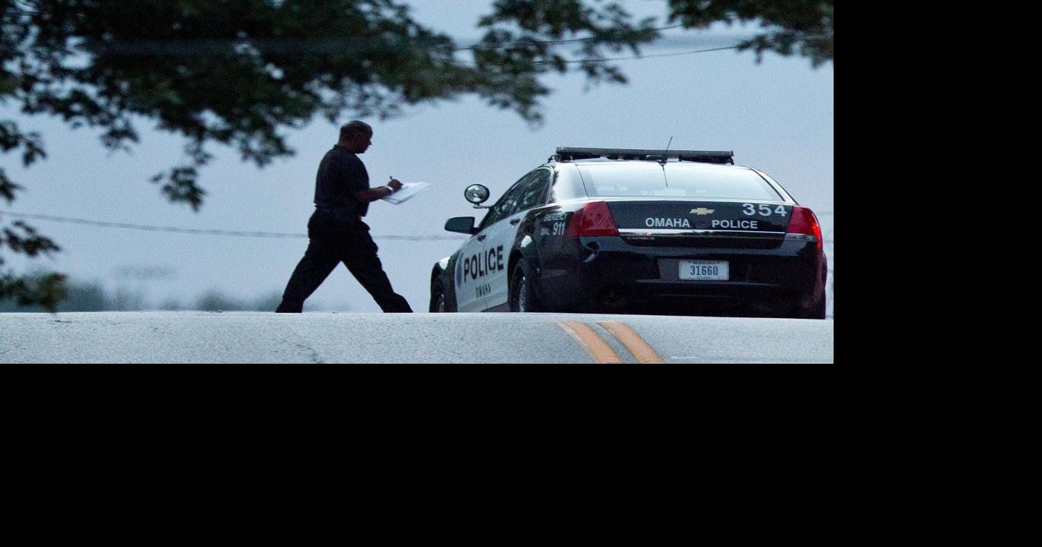 Man fatally shot as Douglas County deputies were attempting to serve ...