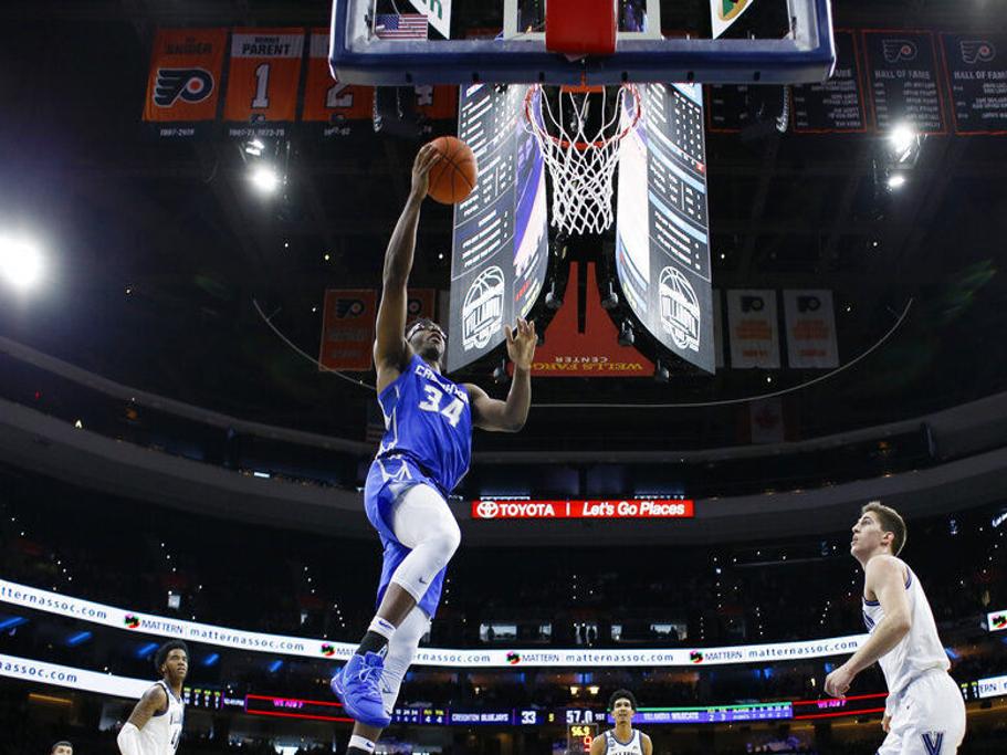 Creighton Men S Basketball Earns Upset Win At No 8 Villanova